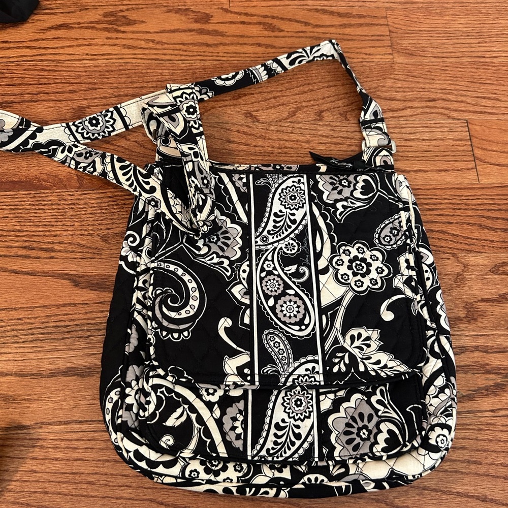 Vera Bradley Black and White Paisley Women's Bag with Strap